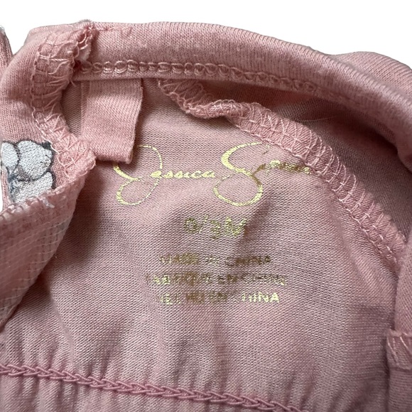 Jessica Simpson Jumpsuit 0-3 months light pink with floral pattern - Picture 6 of 6